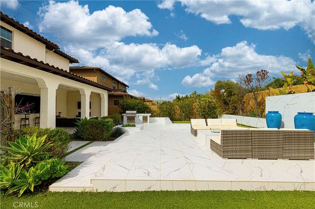 111 Cruiser, Irvine, CA 92618