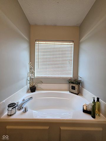 1283 Constitution Drive, Indianapolis, IN 46234