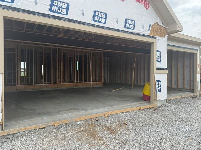 3605 W 187th Street, Overland Park, KS 66085