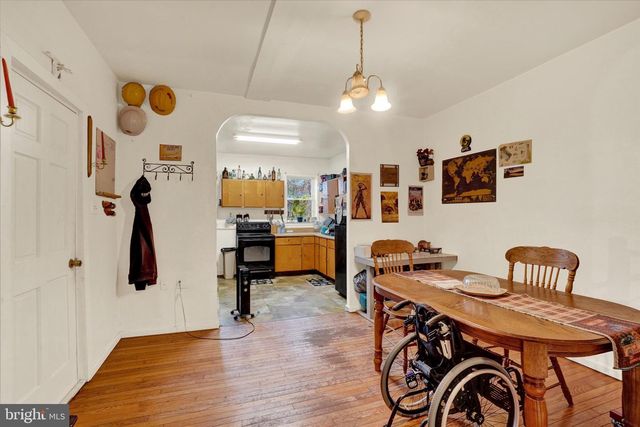 708 E PHILADELPHIA ST, York, PA 17403