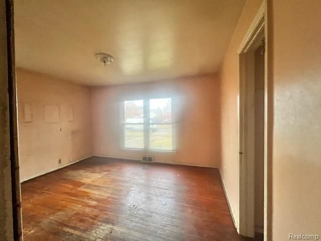 9317 Artesian Street, Detroit, MI 48228