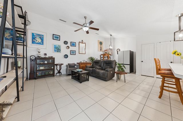 3204 Lakemont Court, Palm Beach Gardens, FL 33403