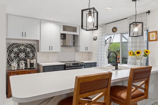 3204 Lakemont Court, Palm Beach Gardens, FL 33403