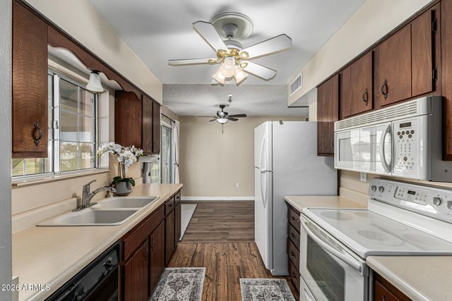 9245 N 109TH Drive, Sun City, AZ 85351