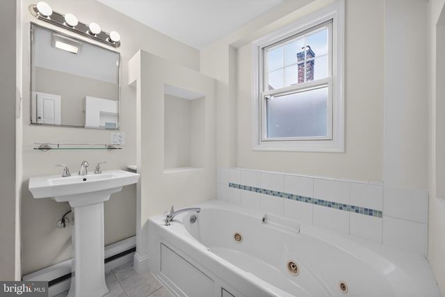 140 ROCHELLE AVE, Philadelphia, PA 19128