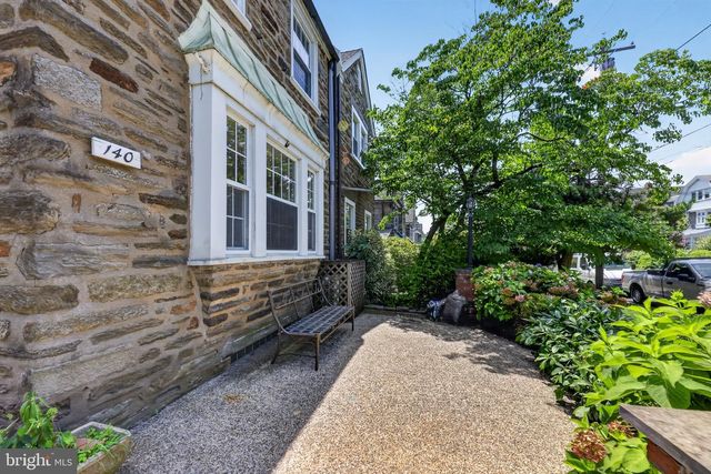 140 ROCHELLE AVE, Philadelphia, PA 19128