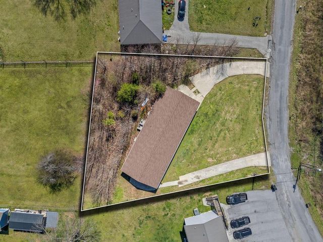 363 Hidden Hills Drive, Dayton, TN 37321
