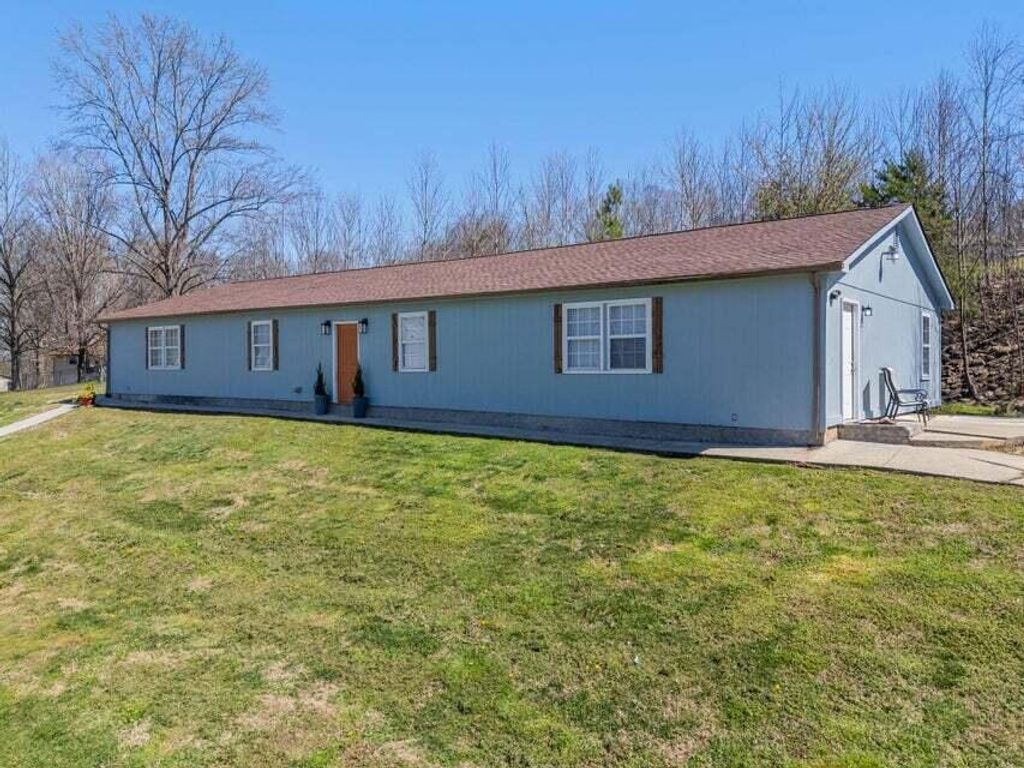 363 Hidden Hills Drive, Dayton, TN 37321
