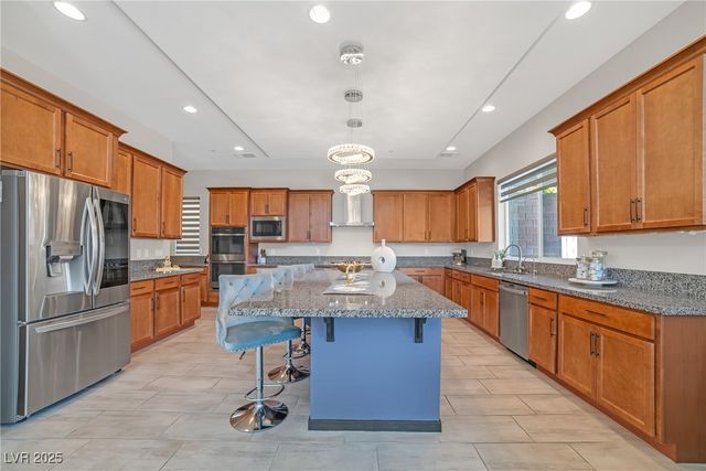 8 Hilltop Crest Street, Henderson, NV 89011