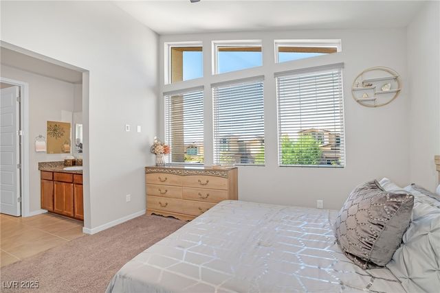 8 Hilltop Crest Street, Henderson, NV 89011