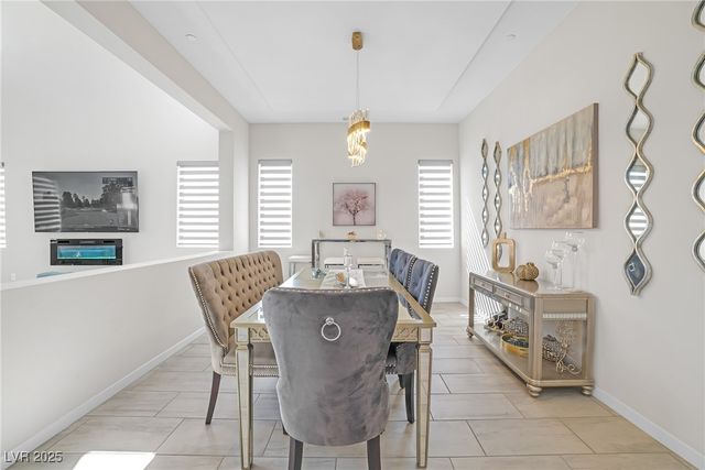 8 Hilltop Crest Street, Henderson, NV 89011