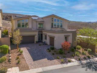 8 Hilltop Crest Street, Henderson, NV 89011