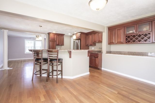 32 Hamilton Rd 32, Wakefield, MA 01880