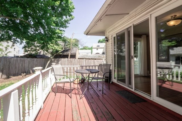 32 Hamilton Rd 32, Wakefield, MA 01880