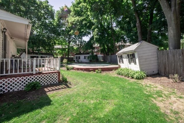 32 Hamilton Rd 32, Wakefield, MA 01880