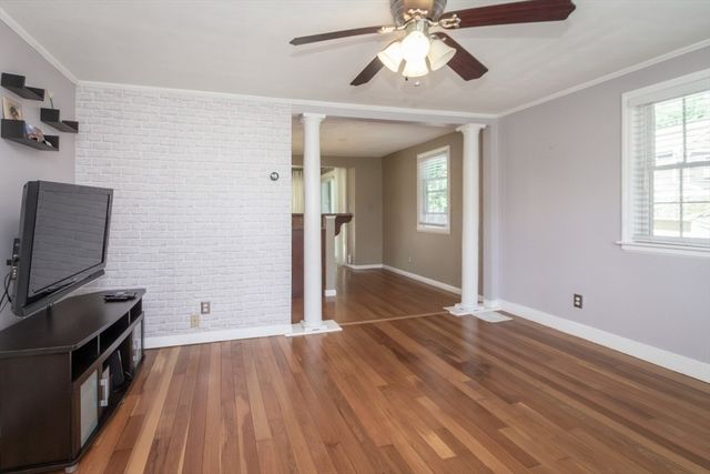 32 Hamilton Rd 32, Wakefield, MA 01880