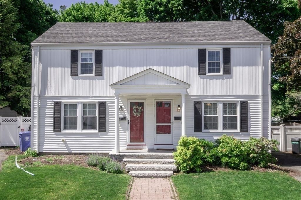 32 Hamilton Rd 32, Wakefield, MA 01880