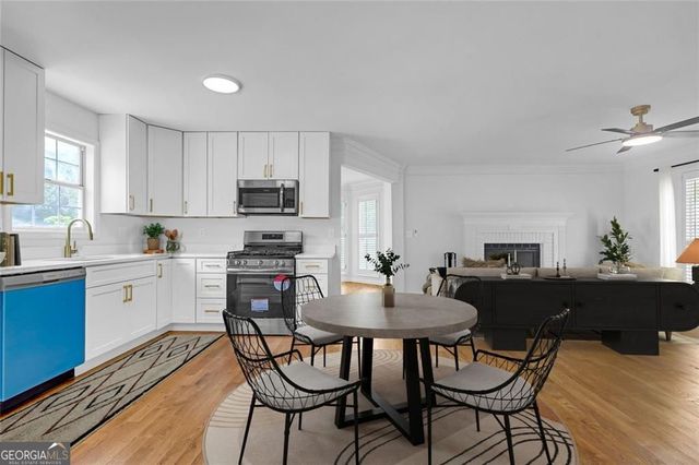 1609 Cumberland Club Road SW, Marietta, GA 30008