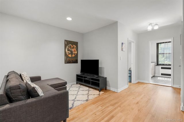 64 Rockledge Road Rockledge 2B, Hartsdale, NY 10530