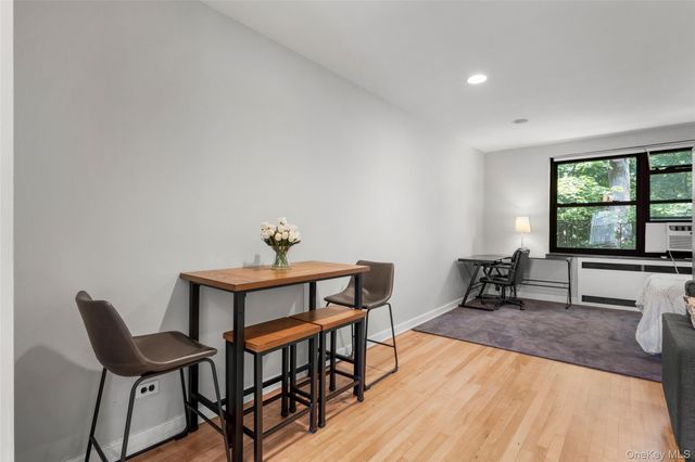 64 Rockledge Road Rockledge 2B, Hartsdale, NY 10530