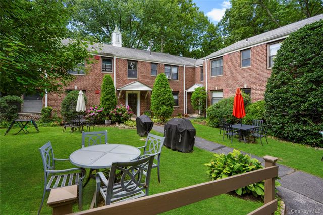 64 Rockledge Road Rockledge 2B, Hartsdale, NY 10530