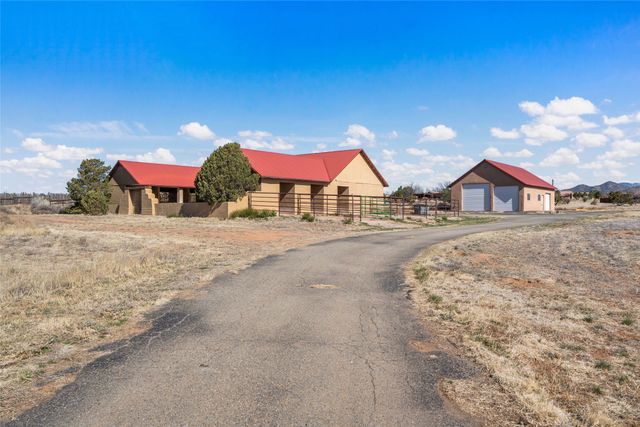 9 Jacinto Road, Santa Fe, NM 87508