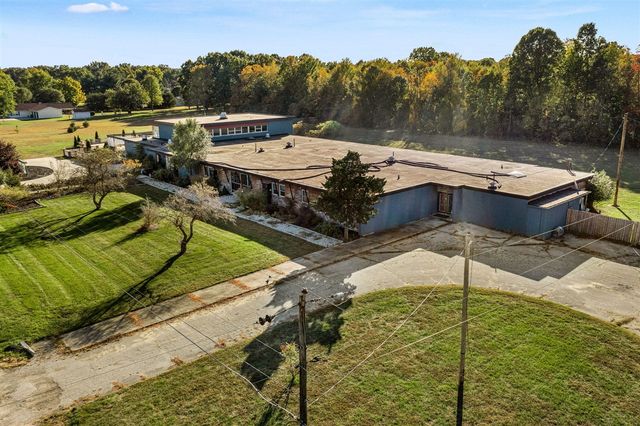 70700 Ironwood Drive, Niles, MI 49120