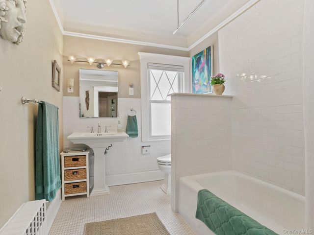 36 Howard Avenue, White Plains, NY 10606