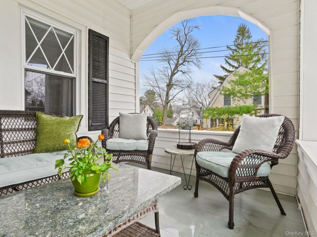 36 Howard Avenue, White Plains, NY 10606