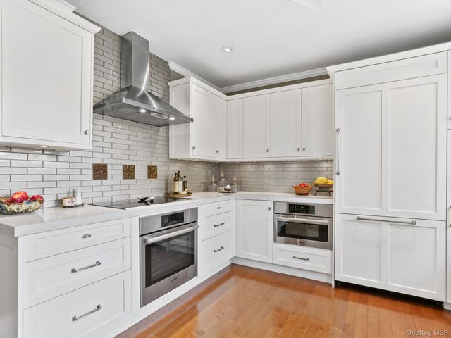 36 Howard Avenue, White Plains, NY 10606