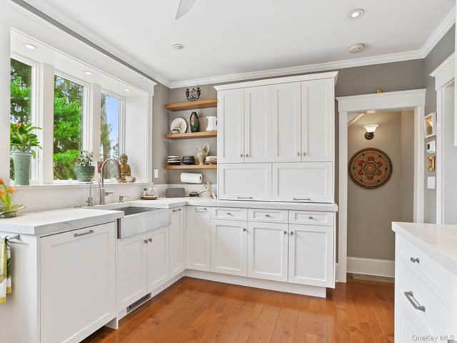 36 Howard Avenue, White Plains, NY 10606