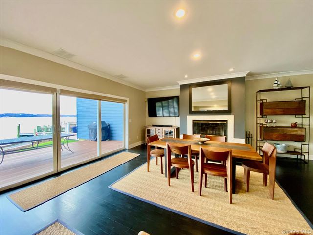 131 6th Street G, Greenport, NY 11944