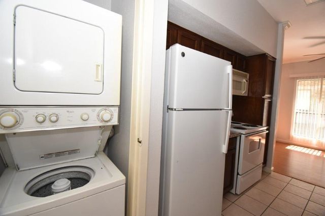 6602 Harbor Town Drive 605, Houston, TX 77036