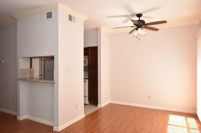 6602 Harbor Town Drive 605, Houston, TX 77036