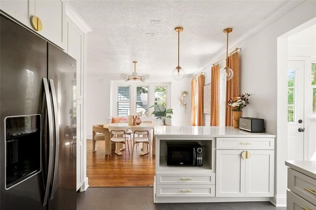 1529 41st Street, Des Moines, IA 50311