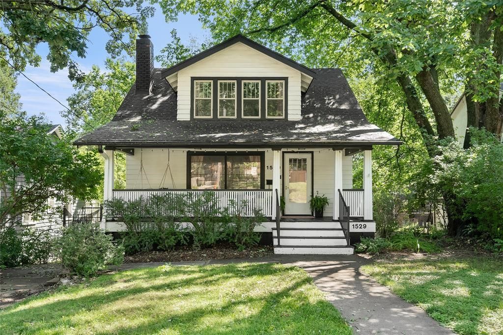 1529 41st Street, Des Moines, IA 50311