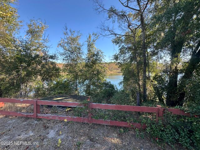 7915 BRISTOL BAY Lane E, Jacksonville, FL 32244