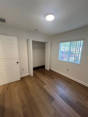 12254 SW 217th St, Miami, FL 33170