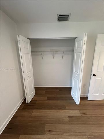 12254 SW 217th St, Miami, FL 33170