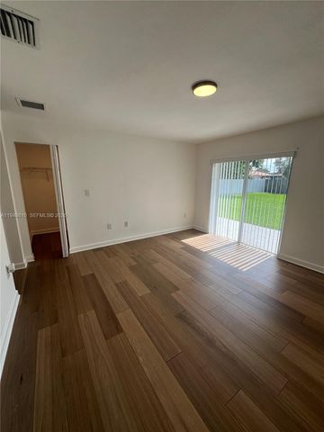 12254 SW 217th St, Miami, FL 33170