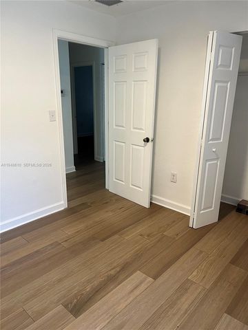 12254 SW 217th St, Miami, FL 33170