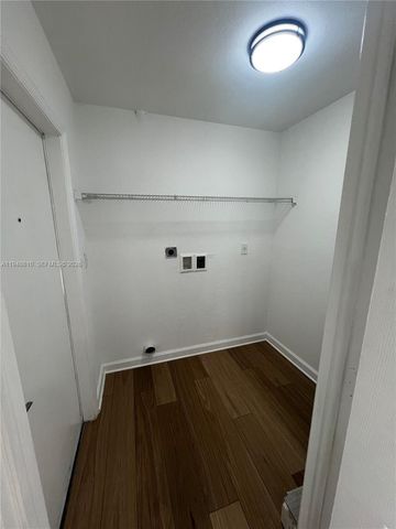 12254 SW 217th St, Miami, FL 33170