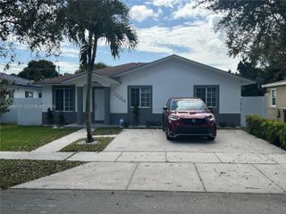 12254 SW 217th St, Miami, FL 33170