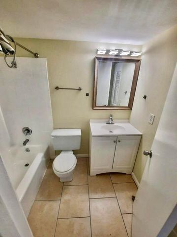 1500 N Congress Avenue A205, West Palm Beach, FL 33401