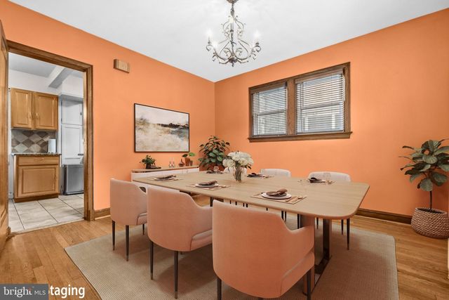 1700 DOUGLAS ST NE, Washington, DC 20018