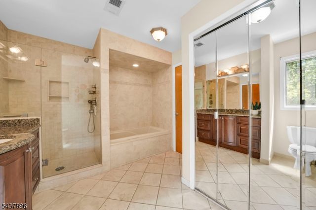 72 Agawam Dr, Wayne Twp., NJ 07470