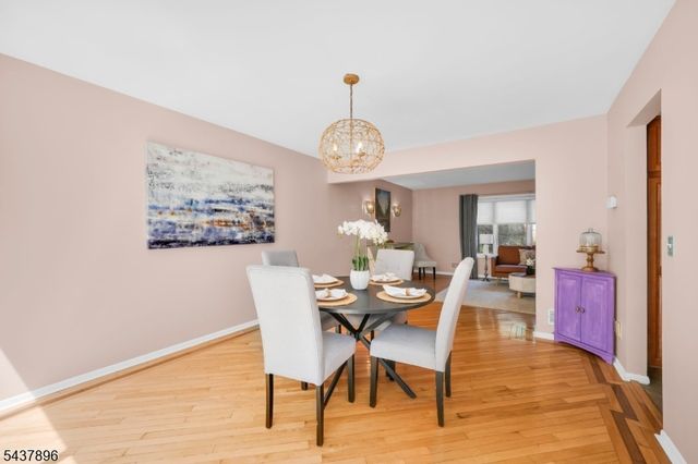 72 Agawam Dr, Wayne Twp., NJ 07470