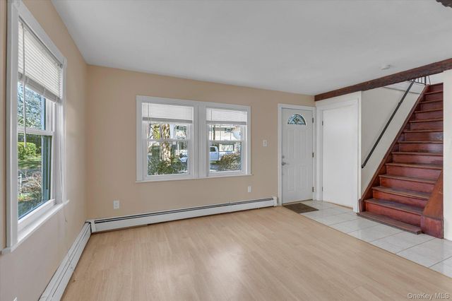 42 E 16th Street, Huntington Station, NY 11746