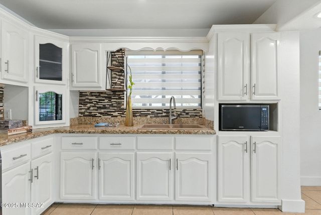 493 W Walnut Street, Nogales, AZ 85621