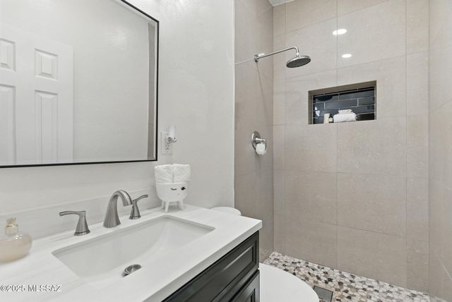 493 W Walnut Street, Nogales, AZ 85621